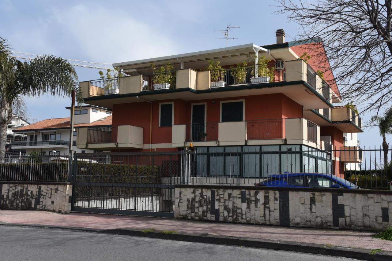 Casa Rosanna Giardini Naxos Exterior foto
