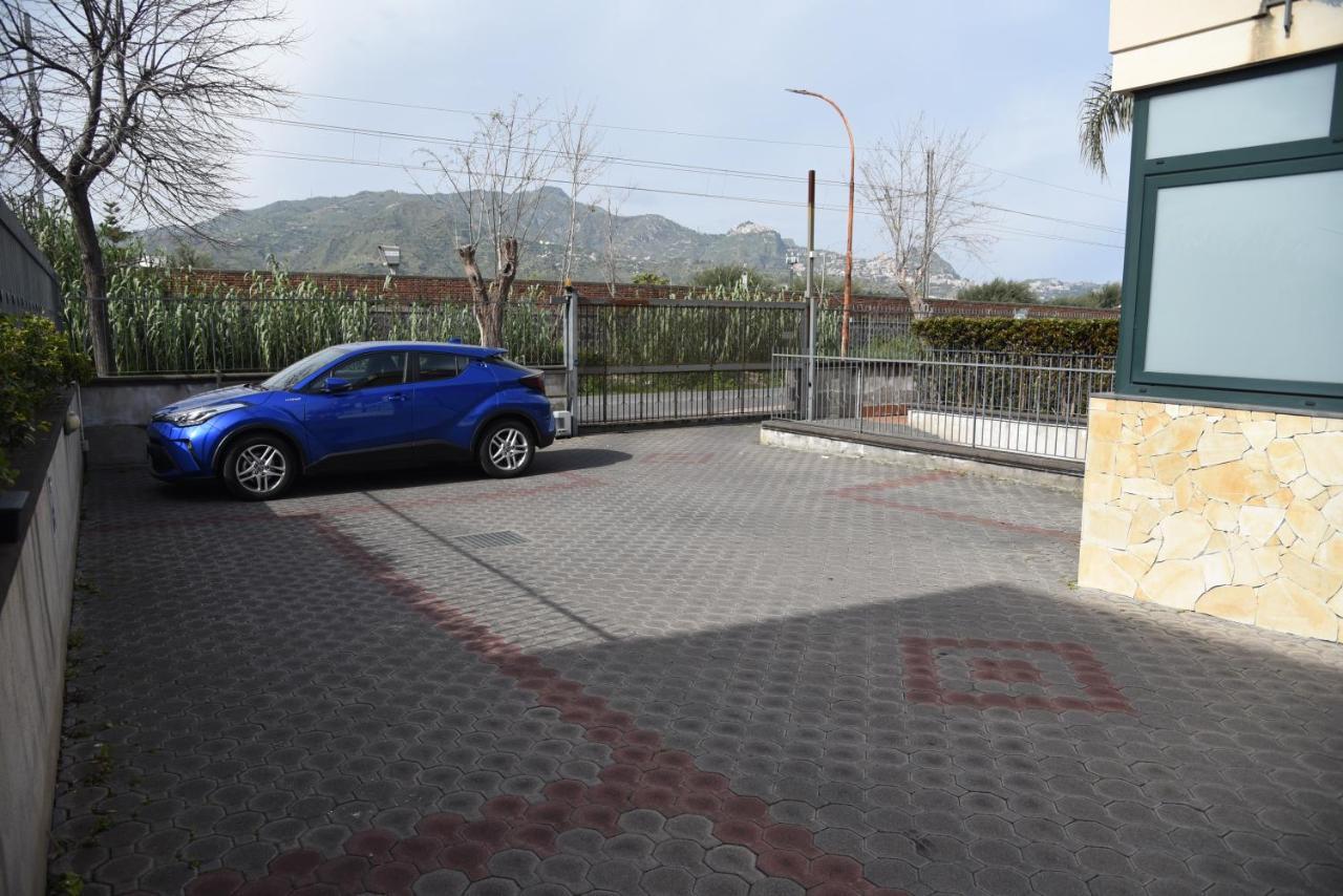 Casa Rosanna Giardini Naxos Exterior foto